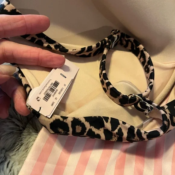 Victoria's Secret Animal Print  SWIM twisted front bikini top 40DD BEAUTIFUL!! - Picture 3 of 11
